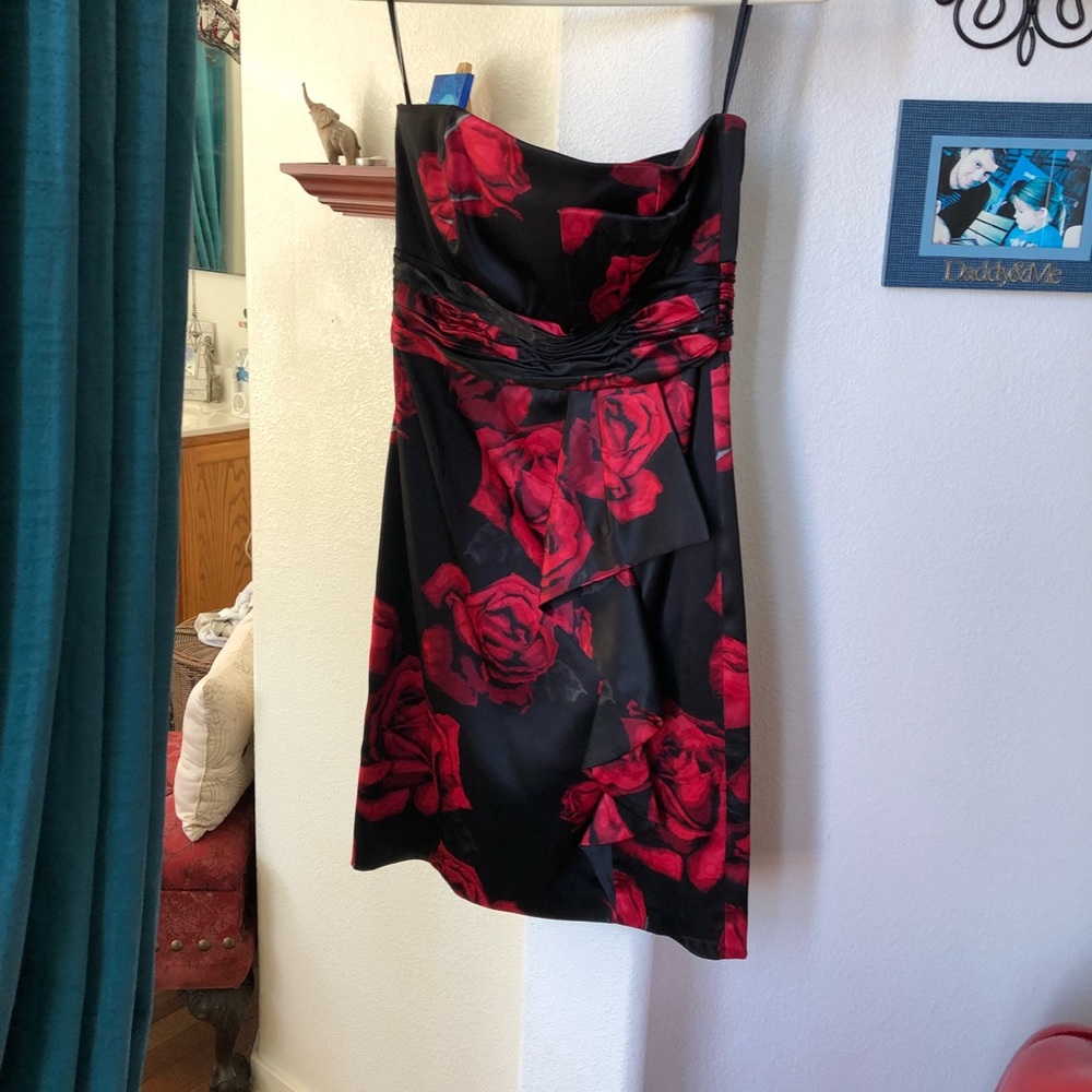 Strapless dress